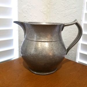 Wilton Plough Tavern Pewter Pitcher 6" Tall